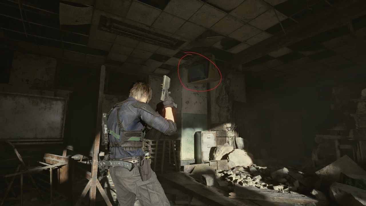 Украшение с эмблемой S.T.A.R.S. (Леон)