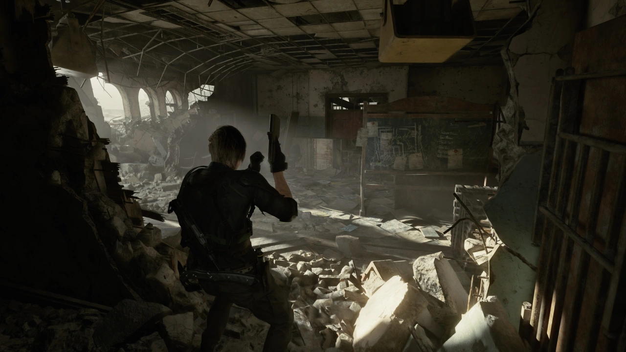 Украшение с эмблемой S.T.A.R.S. (Леон)